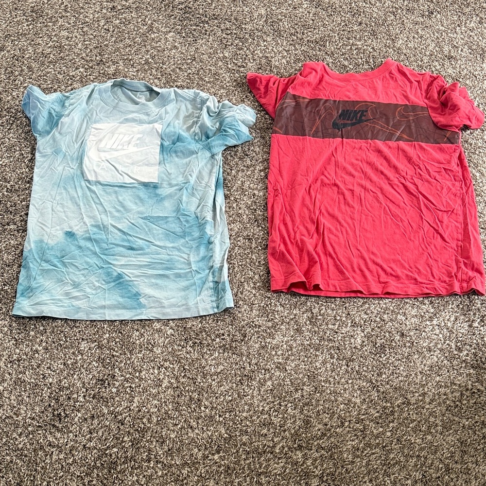 Set of Nike shirts (XL)